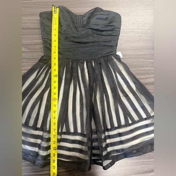 Betsy Johnson Rouched Corset, Fit And Flare Black Babydoll Dress Size 4 - Picture 16 of 16